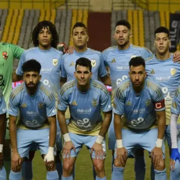 اتحاد الكرة يوضح حقيقة سحب هواتف مسؤولي الأهلي خلال مراجعة الفار